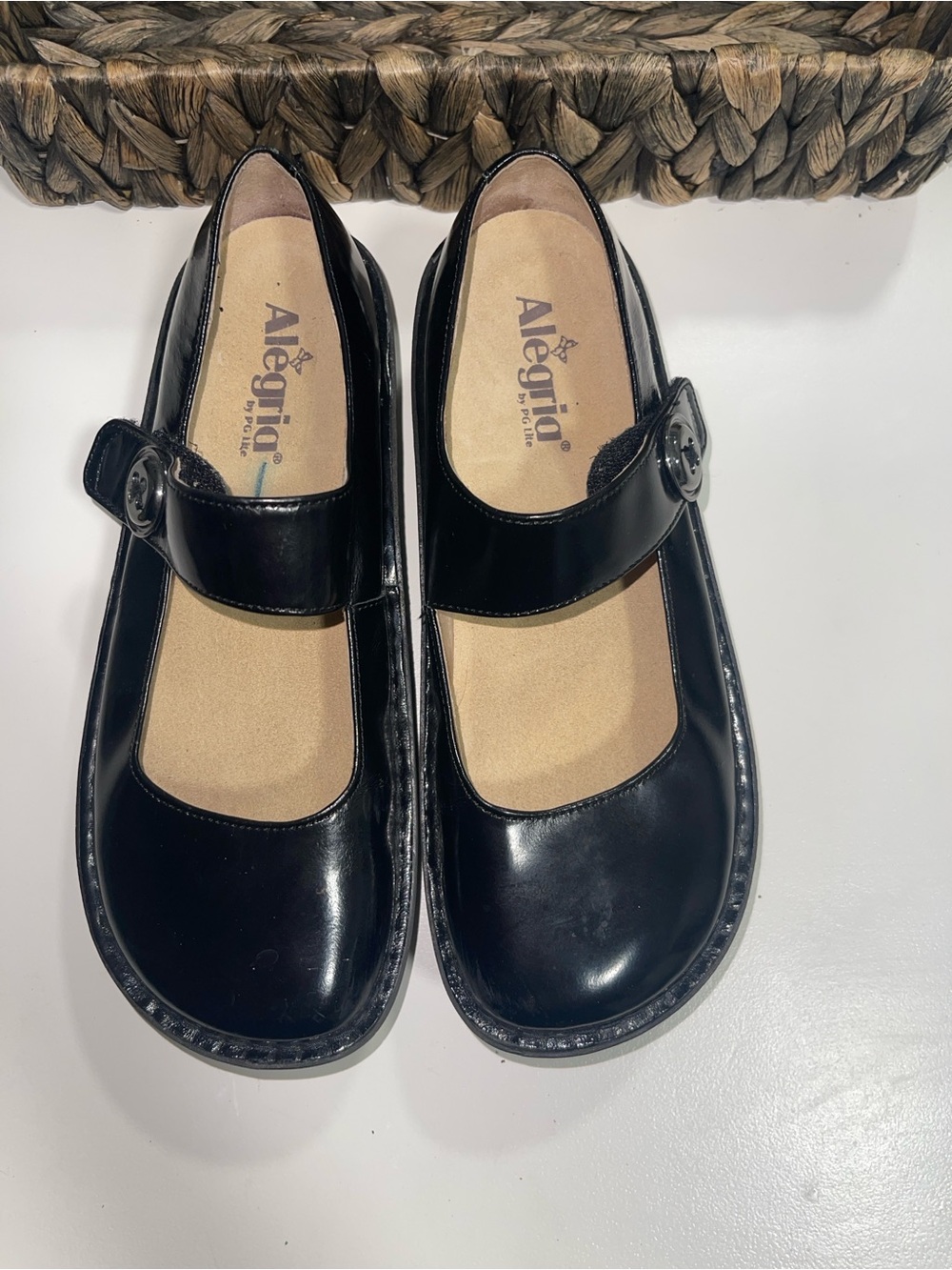 Alegria Black Mary Jane Clog Shoes - Shiny Patent Comfort